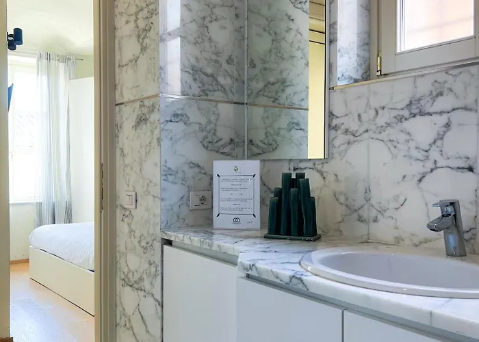 アパート Comecasa San Secondo White